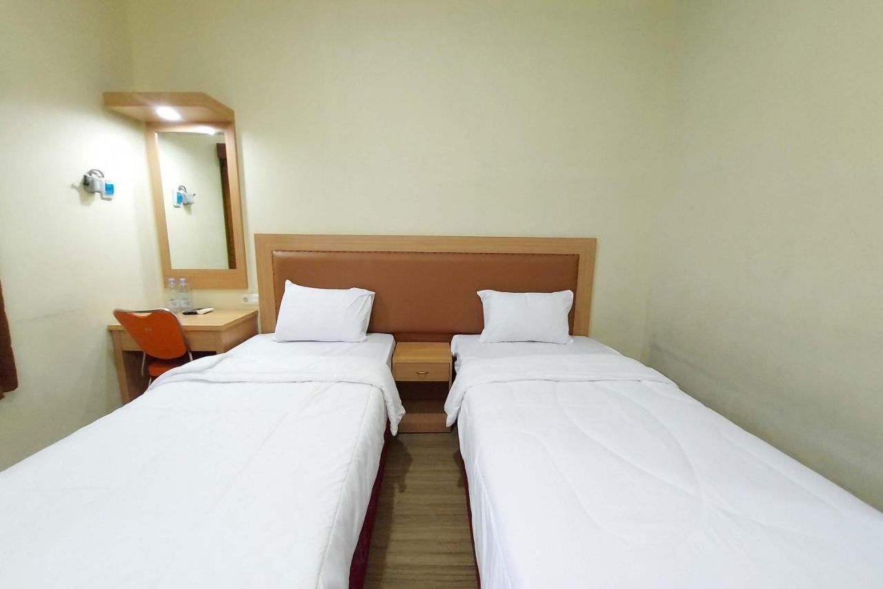 Homestay Fifa Syariah Pati Near Rsud Raa Soewondo Exterior foto